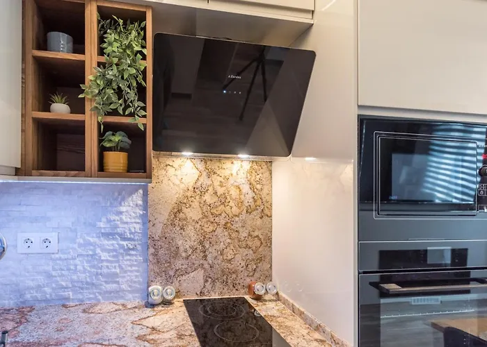 B - Lifestyle Szent Konstantin és Elena