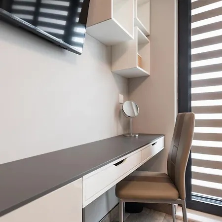 B - Lifestyle * سينتس قسطنطين وهيلينا