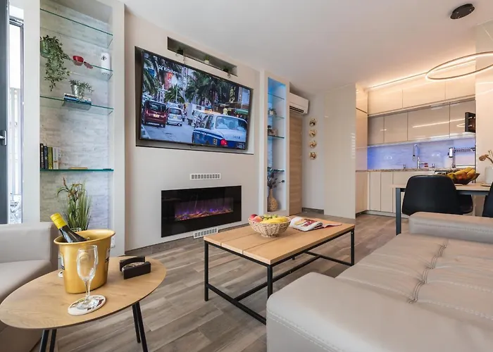 B - Lifestyle Apartment Saints Constantine and Helena